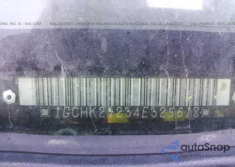 2004 Chevrolet Silverado 2500Hd Lt z USA, uszkodzony, nr VIN 1GCHK29234E325618